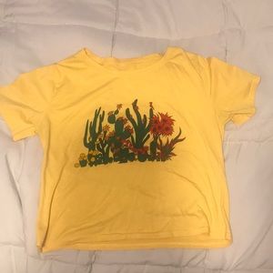 Basic yellow T-shirt with cactus print